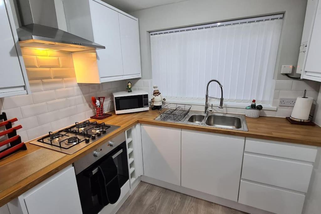 Stunning Holiday Home. Free Parking. Manchester Kültér fotó